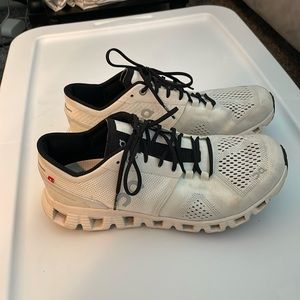 White On cloud 3’s